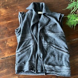 Drifter zip up sweater, sleeveless, size small, unisex, as seen on Todd chrisley